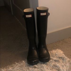 Hunter Rain Boots - Black Women’s Tall Gloss Boots